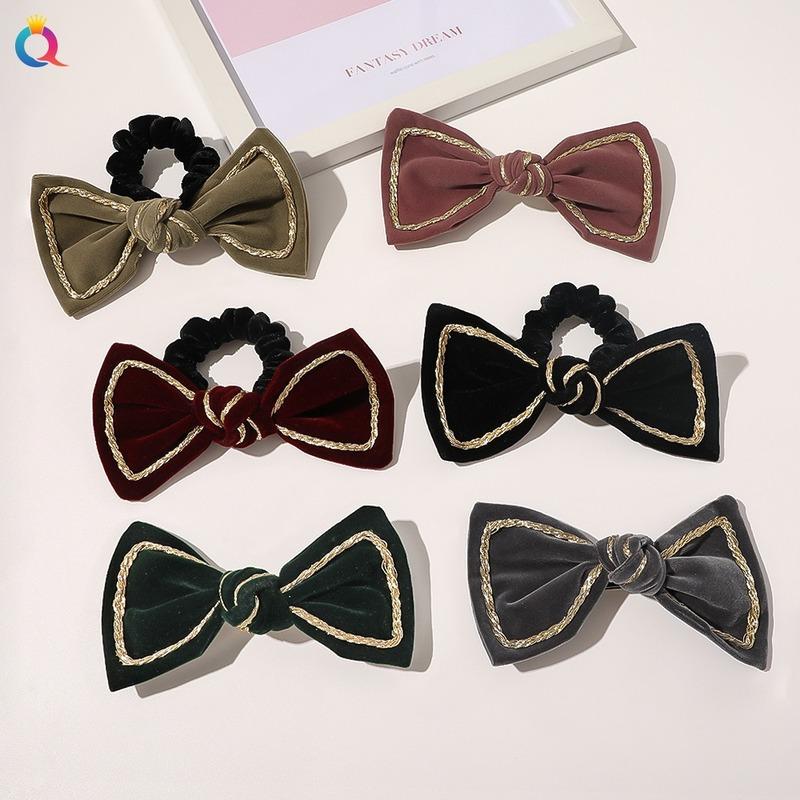 1PCS Vintage Velvet Scrunchie Bow Scrunchies Set Elastic Hair Bands Headband Ponytail Holder Ties Rope Hair Accessories Gift New
1PCS Vintage Velvet Scrunchie Bow Scrunchies Set Elastic Hair Bands Headband Ponytail Holder Ties Rope Hair Accessories Gift New