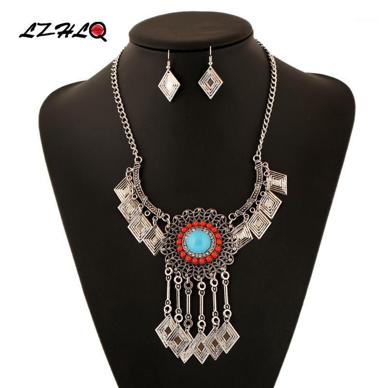 LZHLQ Bohemian Resin Beads Tassel Necklace Geometric Round Hollow Pattern Necklaces Long Metal Chain Women Jewelry Accessories1
LZHLQ Bohemian Resin Beads Tassel Necklace Geometric Round Hollow Pattern Necklaces Long Metal Chain Women Jewelry Accessories1