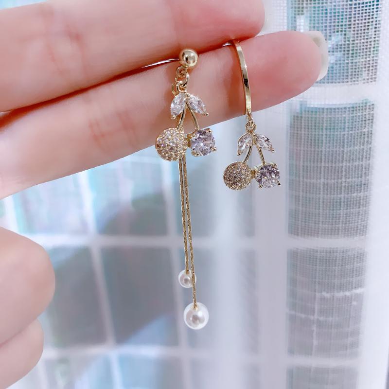 Shiny Side New Accessories Crystal Cherry Stud Earrings for Women Fashion Jewelry Zirconia Long Tassel Earrings
Shiny Side New Accessories Crystal Cherry Stud Earrings for Women Fashion Jewelry Zirconia Long Tassel Earrings