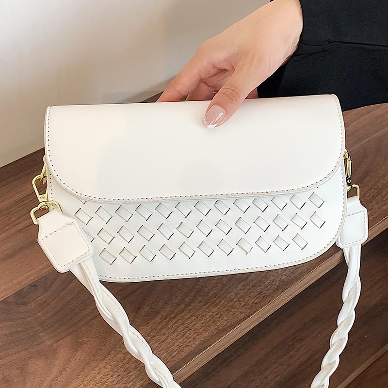 Evening Bags Small Flap Shoulder For Women Pure Color Simple Crossbody Ladies Retro Square Handbags Knitted Designer Messenger Bag
Evening Bags Small Flap Shoulder For Women Pure Color Simple Crossbody Ladies Retro Square Handbags Knitted Designer Messenger Bag