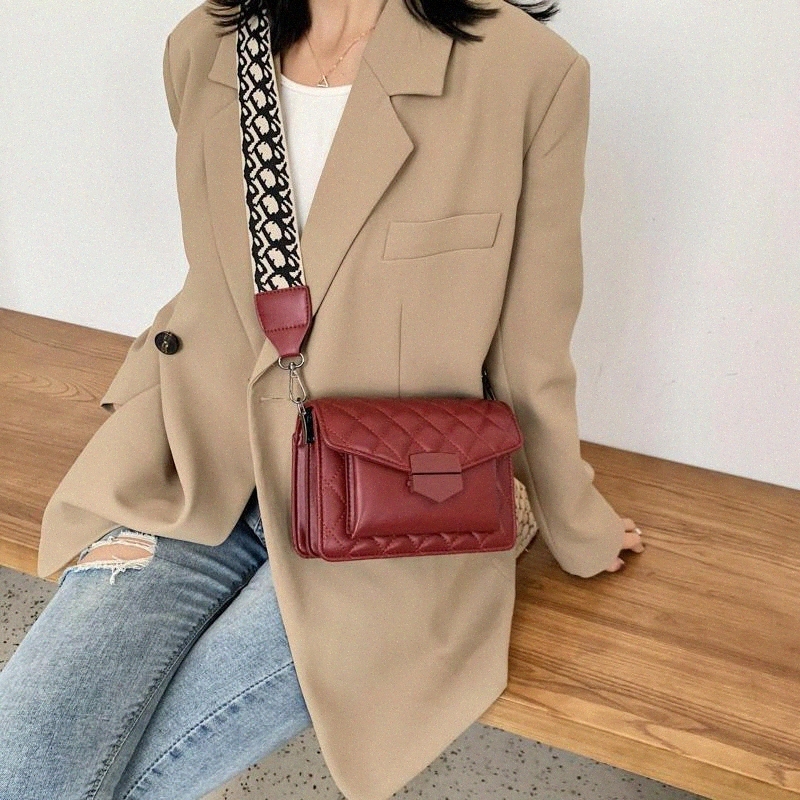 designer Fashion Luxury Handbags Women Bag Wide Shoulder Strap Crossbody Bags Chain Rhombus PU Leather Black Spring Cross Body Bags V8rf#
designer Fashion Luxury Handbags Women Bag Wide Shoulder Strap Crossbody Bags Chain Rhombus PU Leather Black Spring Cross Body Bags V8rf#
