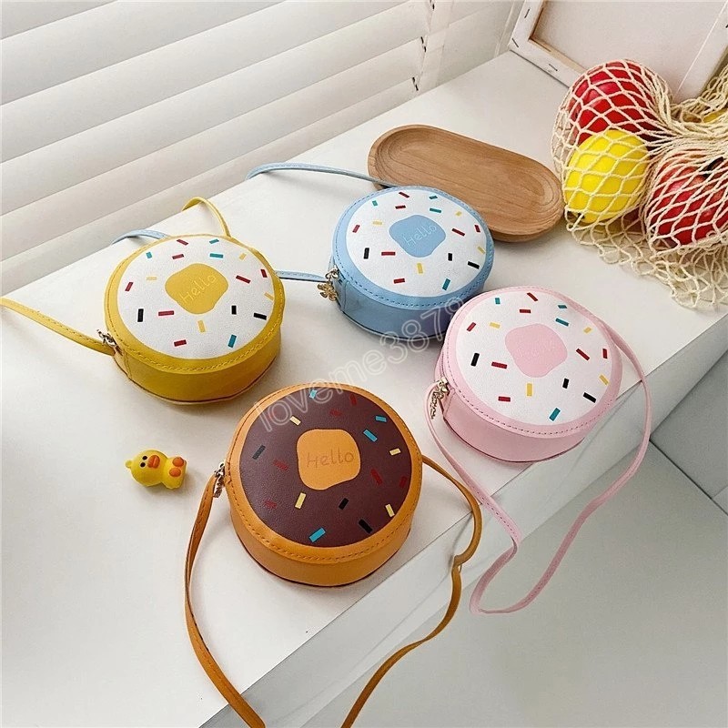 Lovely Girls Baby Mini Coin Purse Fashion Boys Kids Small Shoulder Crossbody Bag PU Leather Children's Cute Donut Messenger Bags 
Lovely Girls Baby Mini Coin Purse Fashion Boys Kids Small Shoulder Crossbody Bag PU Leather Children's Cute Donut Messenger Bags