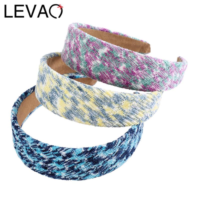 LEVAO Printing Corduroy Headband For Women Knitting Hairbands Bezel Elegant Girls Hair Accessories Winter Hair Band Headwear
LEVAO Printing Corduroy Headband For Women Knitting Hairbands Bezel Elegant Girls Hair Accessories Winter Hair Band Headwear