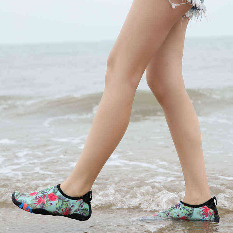Barefoot Sneakers Swimming Shoes Water Sports Aqua Seaside Beach Surfing Slippers Upstream Athletic Footwear Kids Barefoot Shoes 220118