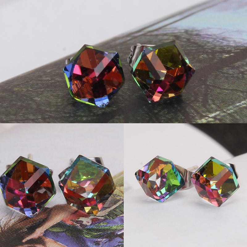 Luxury Classic Crystal Stone Stud Earrings Simple Square Crystal Earrings For Women Female Wedding Party Jewelry Gifts, Golden;silver
Luxury Classic Crystal Stone Stud Earrings Simple Square Crystal Earrings For Women Female Wedding Party Jewelry Gifts, Golden;silver