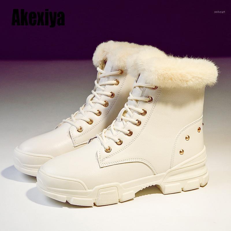 Fashion Leather Fur Lined Women Casual Short Ankle Winter Boots for Ladies Lace Up Snow Boots Shoes Black White U3571
Fashion Leather Fur Lined Women Casual Short Ankle Winter Boots for Ladies Lace Up Snow Boots Shoes Black White U3571