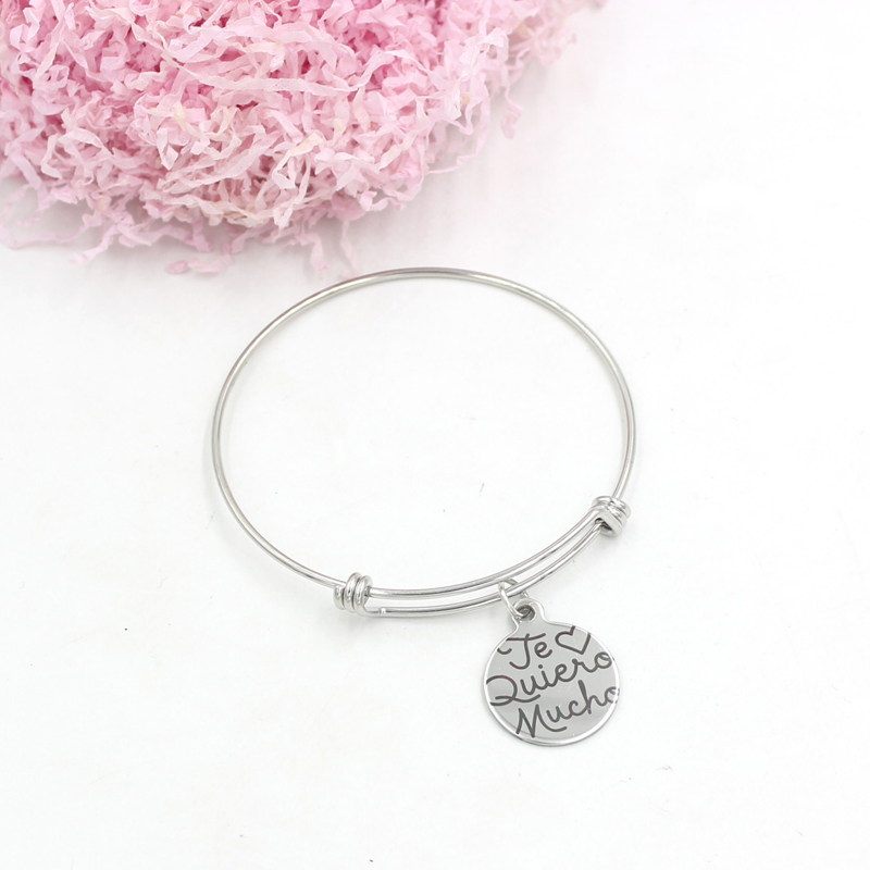 New Arrival Wholesale Customized Stainless Steel Jewelry Women Bracelets Spanish Te Quiero Mucho Bangles For Valentine's Day Birthday Gifts Pulsera
New Arrival Wholesale Customized Stainless Steel Jewelry Women Bracelets Spanish Te Quiero Mucho Bangles For Valentine's Day Birthday Gifts Pulsera