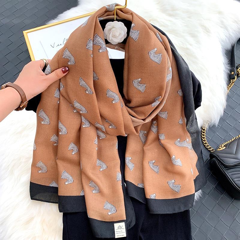 2020 New Animal Horse Print Women Cotton Scarf Foulard Hijab Shawl Lady Wrap Design Female Head Scarves Bandana
2020 New Animal Horse Print Women Cotton Scarf Foulard Hijab Shawl Lady Wrap Design Female Head Scarves Bandana
