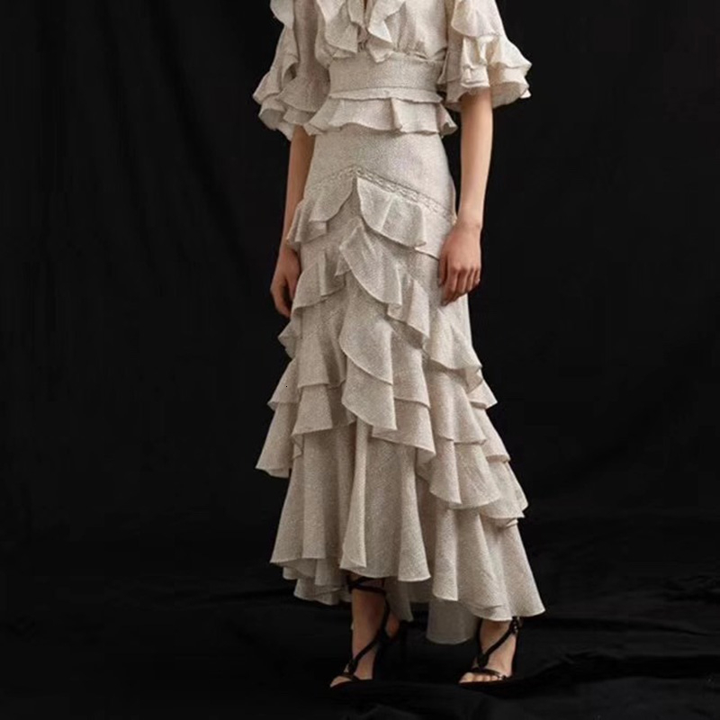 TWOTWINSTYLE Wave Point Ruffle Skirts For Women High Waist Ankle Length Pleated Skirt Female Autumn Fashion New Clothing T200113