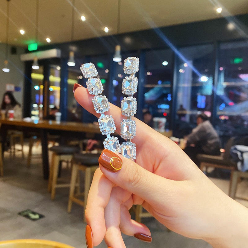 Hot Sale Korean Crystal Pearl Elegant Women Barrettes Hair Clip Hairgrips Hairpin Girls Hair Accessories Dropshipping 0673
Hot Sale Korean Crystal Pearl Elegant Women Barrettes Hair Clip Hairgrips Hairpin Girls Hair Accessories Dropshipping 0673