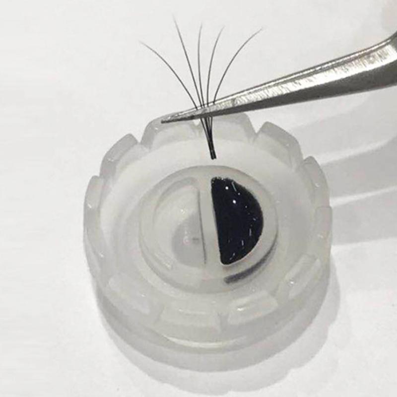100pcs/set Girl Durable Ring Adhesive Tool Useful Stand Quick Grafting Eyelashes Blossom Cup Glue Holder Multifunctional
100pcs/set Girl Durable Ring Adhesive Tool Useful Stand Quick Grafting Eyelashes Blossom Cup Glue Holder Multifunctional