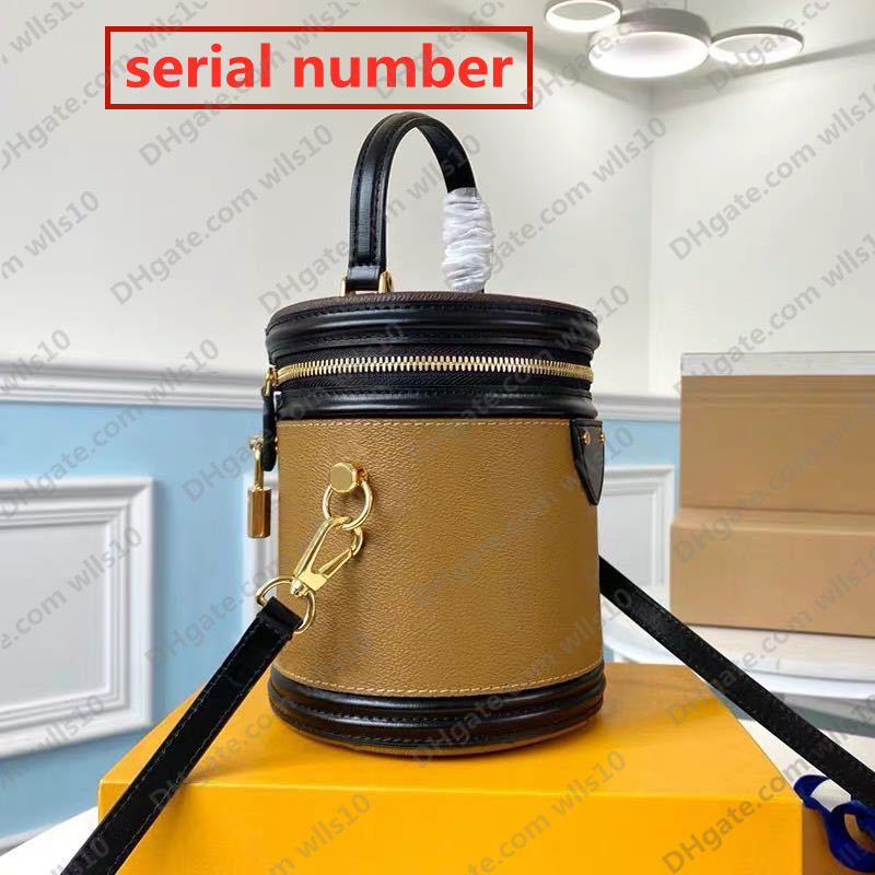 Handbags women bags fashion top-level leather shoulder bags purses strap fashion Bucket Bag serial codes Drum bag LB122, Size: 15x17x15cm
Handbags women bags fashion top-level leather shoulder bags purses strap fashion Bucket Bag serial codes Drum bag LB122, Size: 15x17x15cm