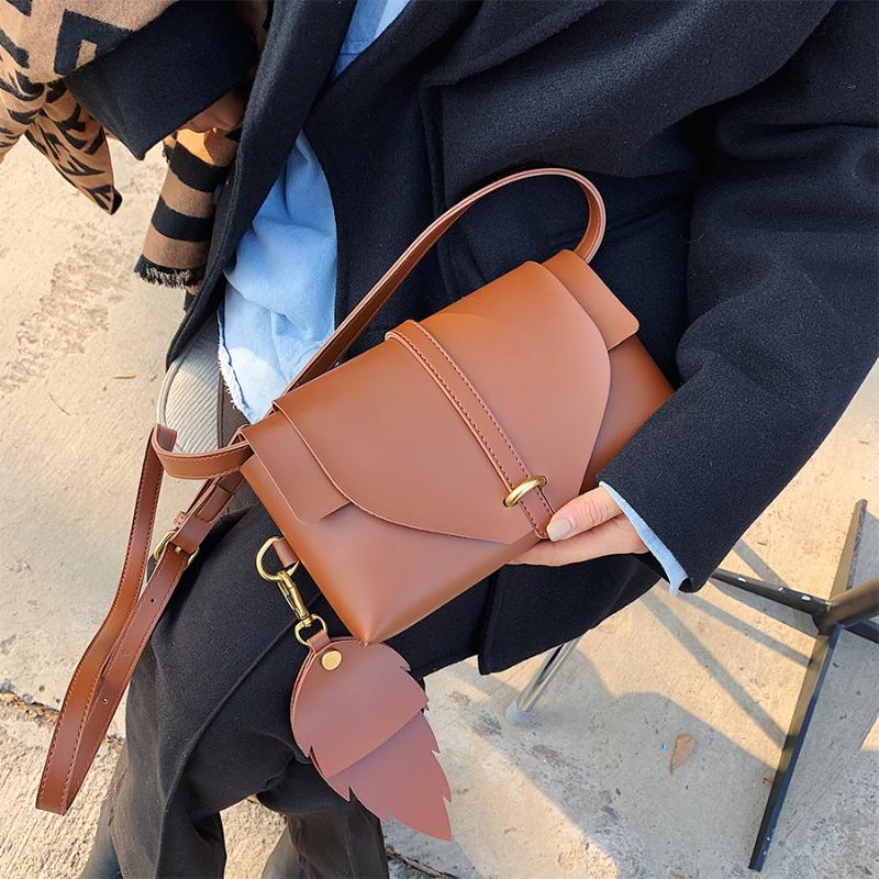 Fashion Designer Shoulder Bag PU Leather Solid Color Crossbody Bags for Women Luxury Hand Bags Women 2021 Messenger Handbags, Black
Fashion Designer Shoulder Bag PU Leather Solid Color Crossbody Bags for Women Luxury Hand Bags Women 2021 Messenger Handbags, Black