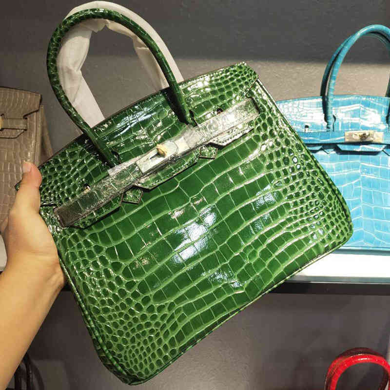 Tote Bag Birks Purse Fashion Handbag Genuine Cowhide Leather Designer French Women Brand Luxury Women's Commuter Crocodile VersatileHers mees W862
Tote Bag Birks Purse Fashion Handbag Genuine Cowhide Leather Designer French Women Brand Luxury Women's Commuter Crocodile VersatileHers mees W862