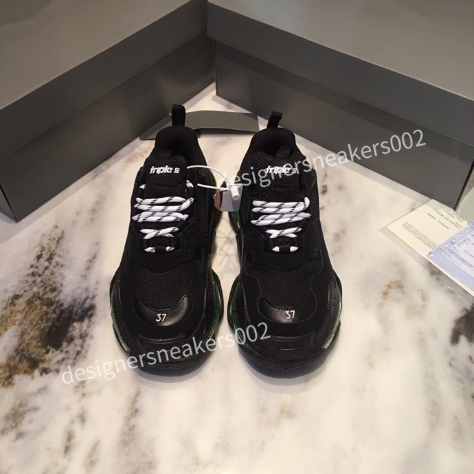 2021the new Mans Black Walking Sneakers Men Women Black Red Casual Shoes Fashion Paris Sneakers yx201226, 29
2021the new Mans Black Walking Sneakers Men Women Black Red Casual Shoes Fashion Paris Sneakers yx201226, 29