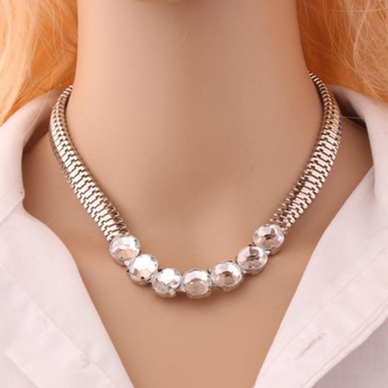 Chokers Gothic Punk Crystal Big Chunky Chain Necklace Steampunk Hip Hop Thick Twisted Snake Choker Women Fashion Jewelry
Chokers Gothic Punk Crystal Big Chunky Chain Necklace Steampunk Hip Hop Thick Twisted Snake Choker Women Fashion Jewelry