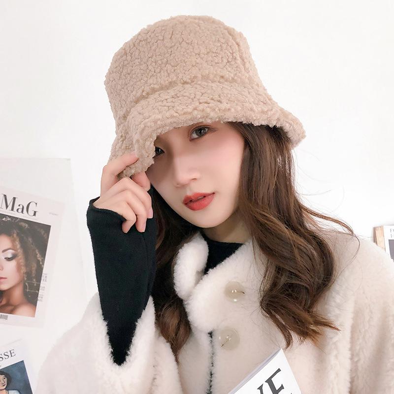 Hats for Women Beanie 2020 European and American Autumn and Winter Fashion Woolen Duck Down Cap Warm Retro Student Bucket Hat, Khaki
Hats for Women Beanie 2020 European and American Autumn and Winter Fashion Woolen Duck Down Cap Warm Retro Student Bucket Hat, Khaki