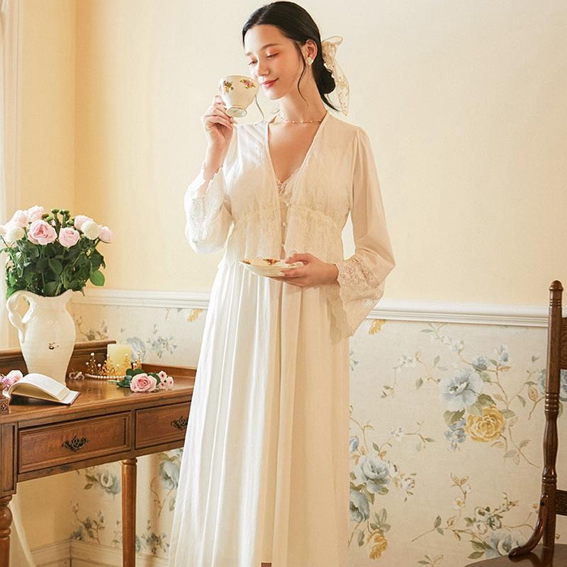 Lace Long Nightdress Ladies Nightgown Vintage Woman Lace Sleeve Nightgown Dress INS Sleepwear Fairy Lingerie Set with Robe, White
Lace Long Nightdress Ladies Nightgown Vintage Woman Lace Sleeve Nightgown Dress INS Sleepwear Fairy Lingerie Set with Robe, White