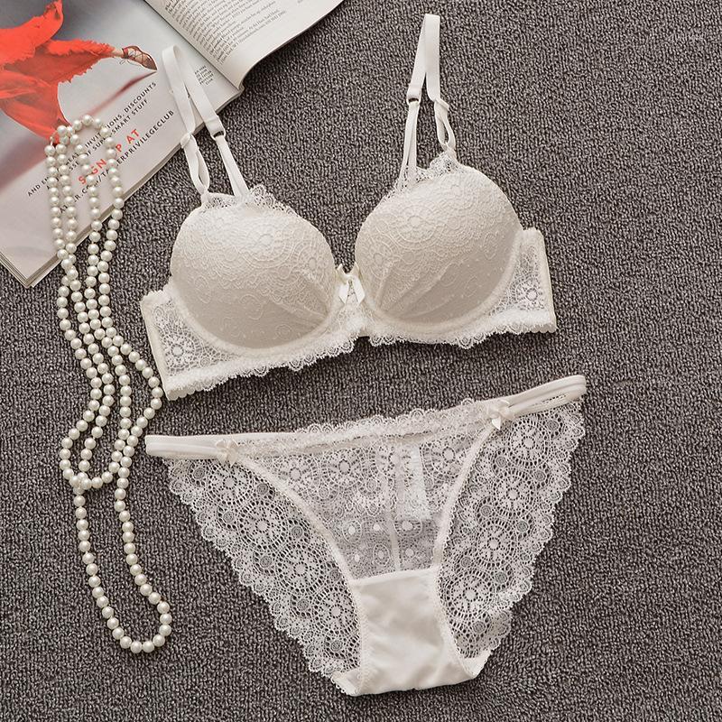 JIGERJOGER summer sexy underwear deep V Push up padded Lace bra black white red bow knotted strap lace briefs panties 2pcs sets1, Beige
JIGERJOGER summer sexy underwear deep V Push up padded Lace bra black white red bow knotted strap lace briefs panties 2pcs sets1, Beige