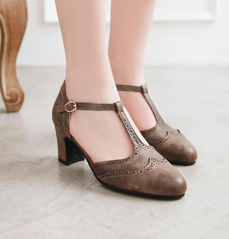 LVABC 2019 New Arrival Women Sandals Shoes Black Brown Style High Heels Lady Office Sandals Summer Female Pumps 91
LVABC 2019 New Arrival Women Sandals Shoes Black Brown Style High Heels Lady Office Sandals Summer Female Pumps 91