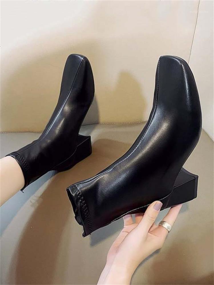 Shoes Women's Rubber Boots Winter Footwear Luxury Designer Zipper Booties Ladies Round Toe Low Heels booties Brand1
Shoes Women's Rubber Boots Winter Footwear Luxury Designer Zipper Booties Ladies Round Toe Low Heels booties Brand1