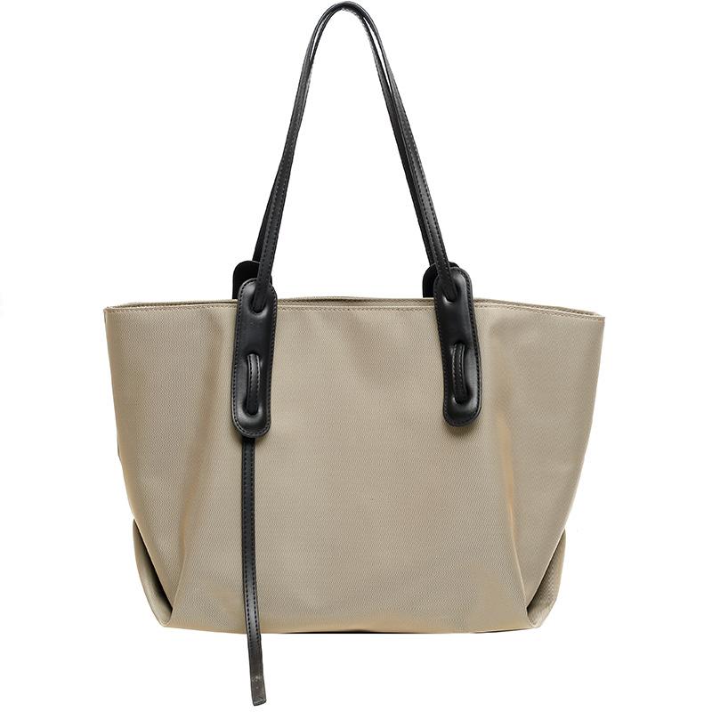 2021 new fashion net red one shoulder high capacity Gangfeng versatile Tote Bag, Black
2021 new fashion net red one shoulder high capacity Gangfeng versatile Tote Bag, Black