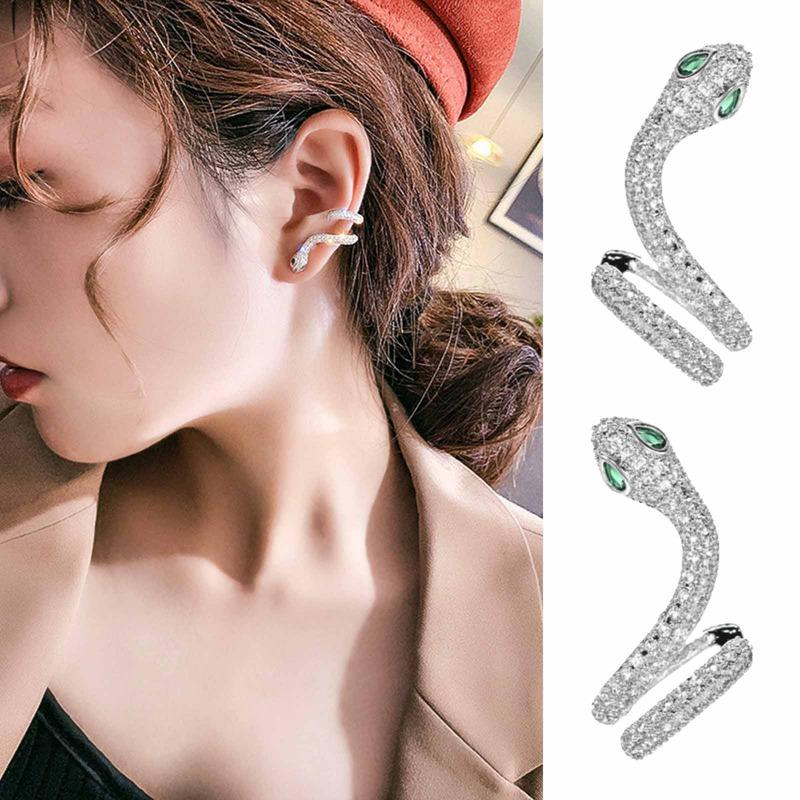 Fashion Simple Snake Earrings Gold Color Zircon Earrings for Women Girl Mini Small Earring for Punk Silver Color Earring
Fashion Simple Snake Earrings Gold Color Zircon Earrings for Women Girl Mini Small Earring for Punk Silver Color Earring