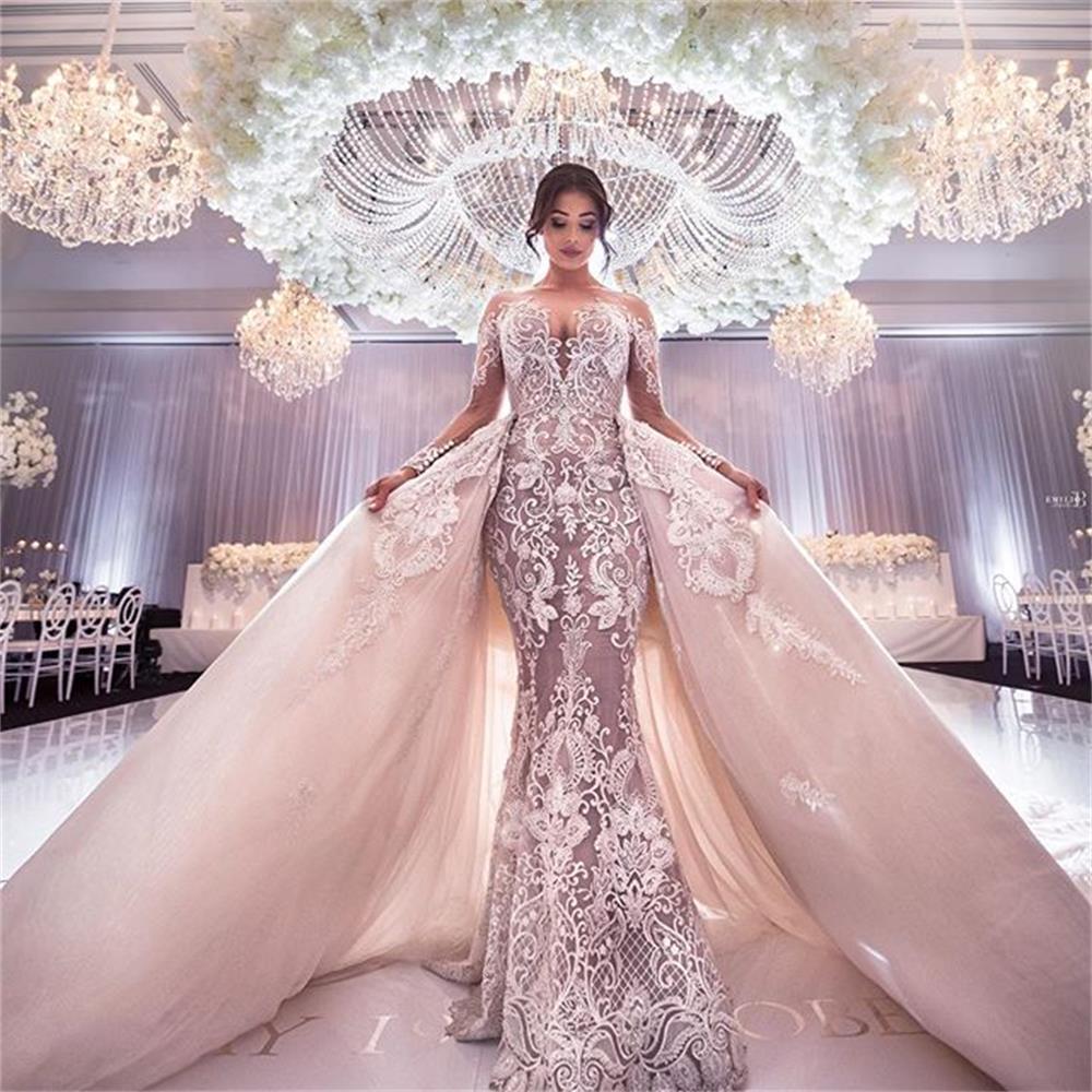 Stunning Saudi Arabia Dubai Mermaid Wedding Gowns With Detachable Train Sheer Neck Long Sleeves Bridal Dresses Lace Appliqued Vestidos De Novia Plus Size AL8098, Champagne
Stunning Saudi Arabia Dubai Mermaid Wedding Gowns With Detachable Train Sheer Neck Long Sleeves Bridal Dresses Lace Appliqued Vestidos De Novia Plus Size AL8098, Champagne