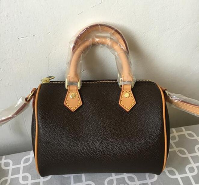 16CM Nano Speedy Bag High Quality Speedy 30 Bag Designer Handbag Real Leather Crossbody Bag Famous Brand Handbags Speedy Nano Shoulder Bags
16CM Nano Speedy Bag High Quality Speedy 30 Bag Designer Handbag Real Leather Crossbody Bag Famous Brand Handbags Speedy Nano Shoulder Bags
