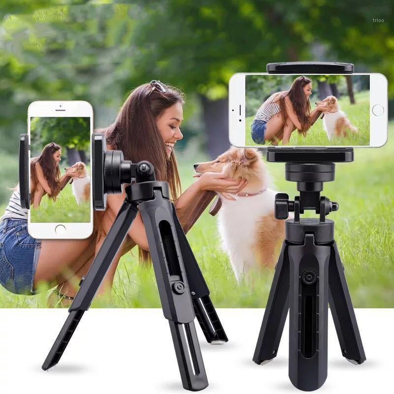 Lightweight Mini Tripod Stand with Phone Clip Holder 6 Inch For Smartphone Video Tripod Stand Handle Grip For Phone Live Hot1 
Lightweight Mini Tripod Stand with Phone Clip Holder 6 Inch For Smartphone Video Tripod Stand Handle Grip For Phone Live Hot1