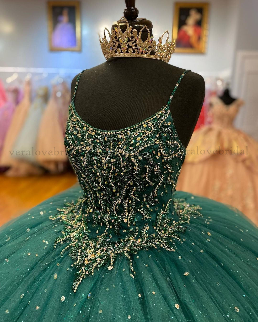 Dark Green Princess Gown for Girl Quinceanera Dress Spaghetti Straps Beads Sequins Sweet 15 Prom Party Wear