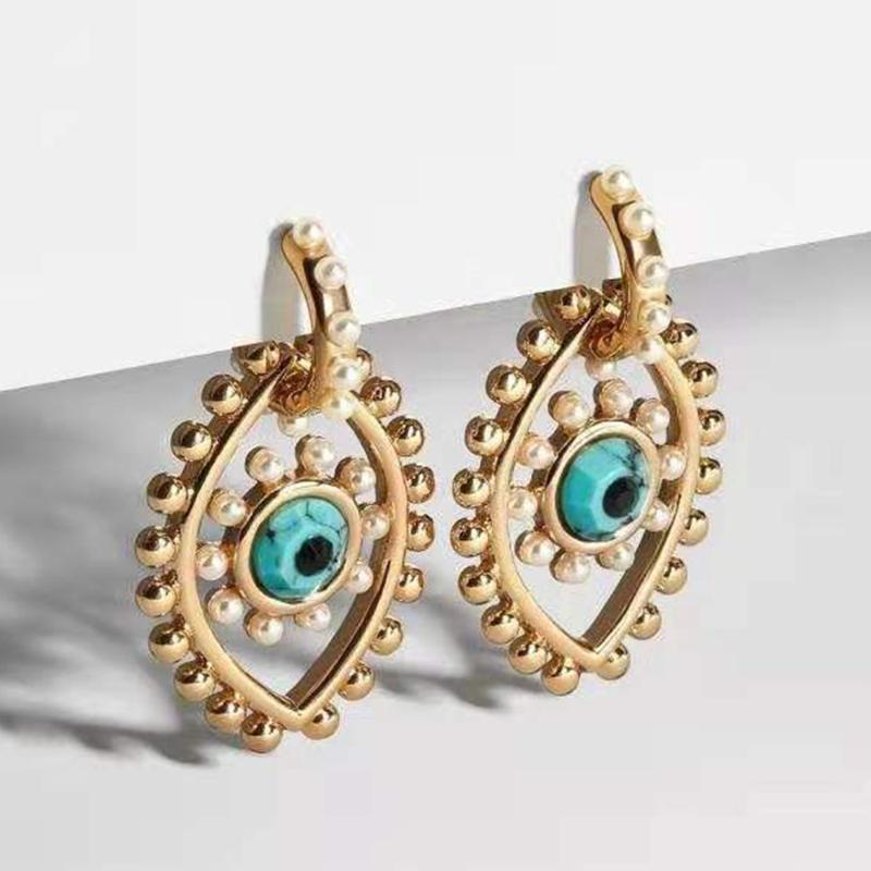2020 Vintage Retro Gold Color Metal Stone Beads Pearl Filled Evil Eye Gold Drop Earrings For Women Stylish Party Earring1
2020 Vintage Retro Gold Color Metal Stone Beads Pearl Filled Evil Eye Gold Drop Earrings For Women Stylish Party Earring1