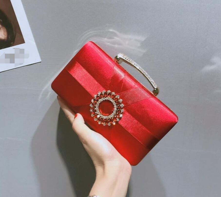 2022 New Fashion Womens Elegant Pleated Satin Rhinestone Fashion Clutch Handbags Evening Bag 02