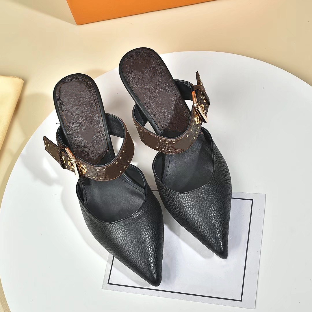Top quality 2021 luxury designer style patent leather high-heeled shoes women unique letter sandals dress sexy dress shoes thgmrw, Price difference
Top quality 2021 luxury designer style patent leather high-heeled shoes women unique letter sandals dress sexy dress shoes thgmrw, Price difference