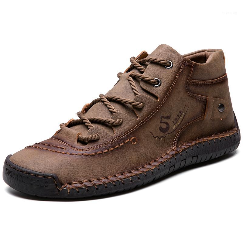 2020 Men Winter Boots Warm Leather Casual shoes Soft sole Comfortable Man Flat Boots for outdoor driving Big Size 38-481, Brown no fur
2020 Men Winter Boots Warm Leather Casual shoes Soft sole Comfortable Man Flat Boots for outdoor driving Big Size 38-481, Brown no fur