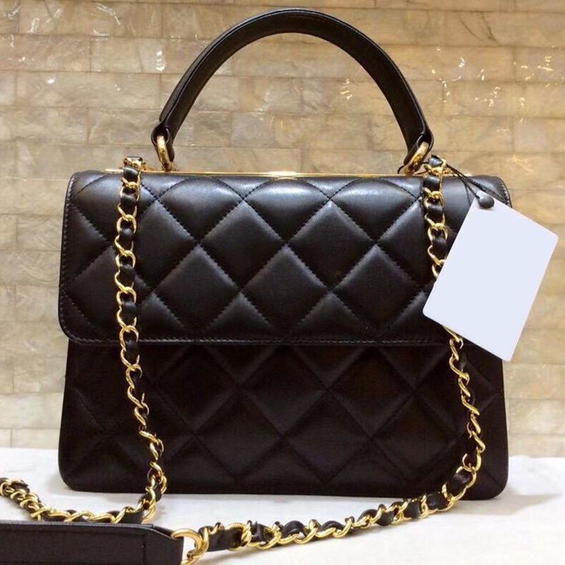 New Style Series Imported sheepskin sandwich slanting bag 922361 Inside and outside the sheepskin All steel 5 pieces black handbag
New Style Series Imported sheepskin sandwich slanting bag 922361 Inside and outside the sheepskin All steel 5 pieces black handbag