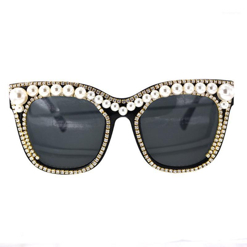 Vintage Metal Pearl And Diamond Large Frame Round Face Sunglasses Rhinestone Sunglasses Fashion luxury Round Diamond Sun Glasses1
Vintage Metal Pearl And Diamond Large Frame Round Face Sunglasses Rhinestone Sunglasses Fashion luxury Round Diamond Sun Glasses1