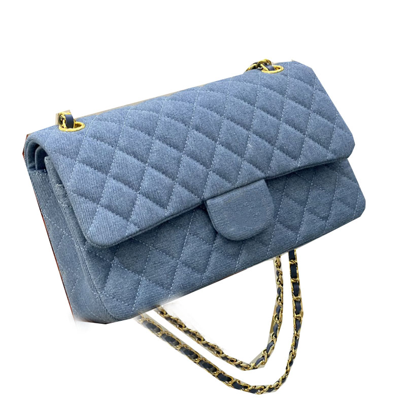 22Ss Classic Double Flap Denim Designer Bags Blue Quilted Gold Metal Matelasse Chain Crossbody Shoulder Rectangular Large Capacity Luxury Handbags 25X16CM, Box
22Ss Classic Double Flap Denim Designer Bags Blue Quilted Gold Metal Matelasse Chain Crossbody Shoulder Rectangular Large Capacity Luxury Handbags 25X16CM, Box