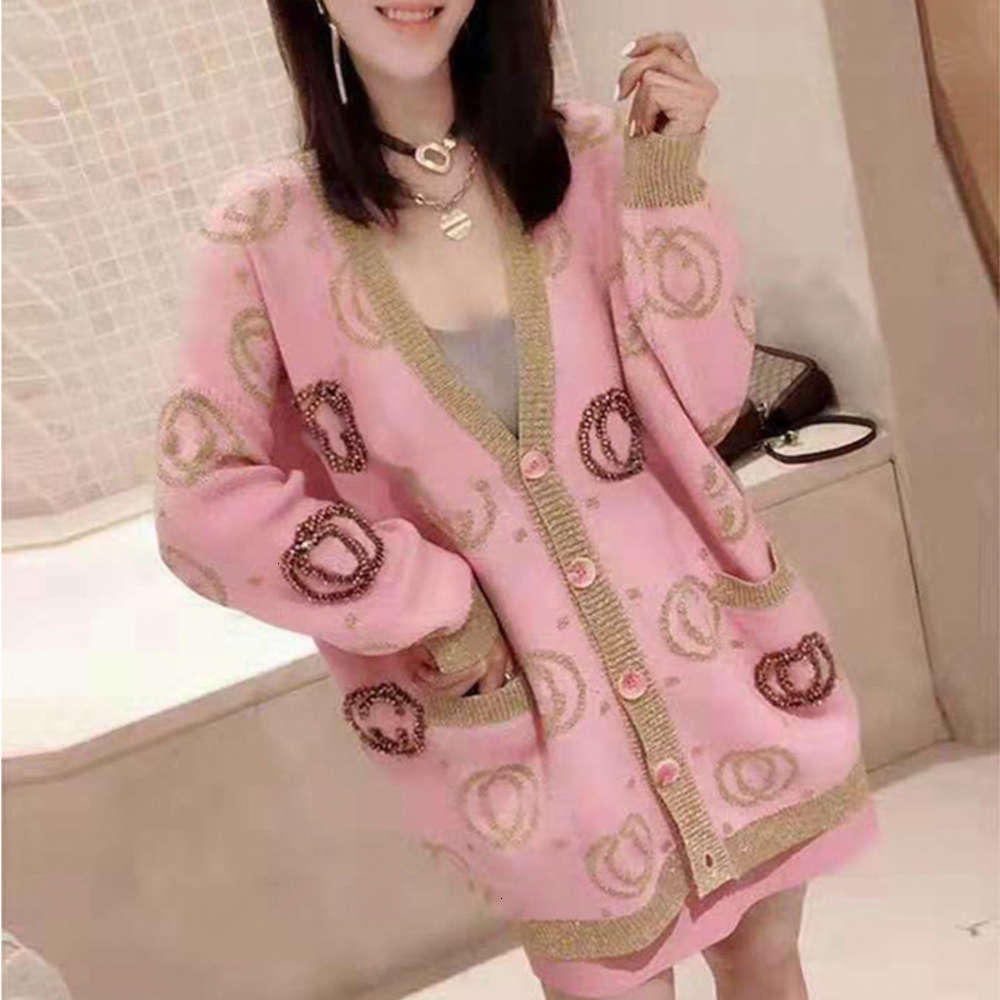 Heavy industry Beaded sweater cardigan women' clothing autumn and winter 2021 new European fashion loose knit jacket, Pink
Heavy industry Beaded sweater cardigan women' clothing autumn and winter 2021 new European fashion loose knit jacket, Pink