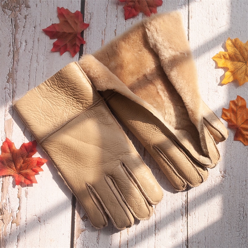 Winter Men Leather For women Thermal Warm Mittens Genuine Sheep Fur Snow Real Wool Hand Warmer girls Gloves LJ201215
Winter Men Leather For women Thermal Warm Mittens Genuine Sheep Fur Snow Real Wool Hand Warmer girls Gloves LJ201215