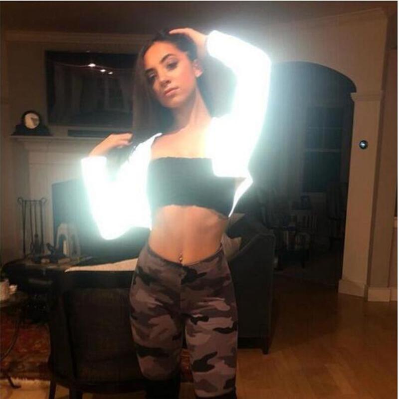 2020 Fashion Women Reflective Turn-down Collar Jackets Long Sleeve Hooded Coat Ladies Basic Jacket casaco feminino, Only the coat 
2020 Fashion Women Reflective Turn-down Collar Jackets Long Sleeve Hooded Coat Ladies Basic Jacket casaco feminino, Only the coat