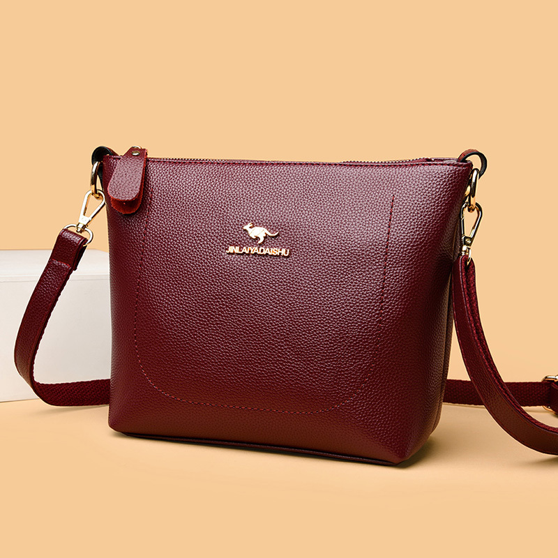 Vintage Leather Handbags Bolsa Feminina Small Bags Hor High Quality Women 2020 Messenger Bags Leather Female Sweet Shoulder Bag, Black
Vintage Leather Handbags Bolsa Feminina Small Bags Hor High Quality Women 2020 Messenger Bags Leather Female Sweet Shoulder Bag, Black