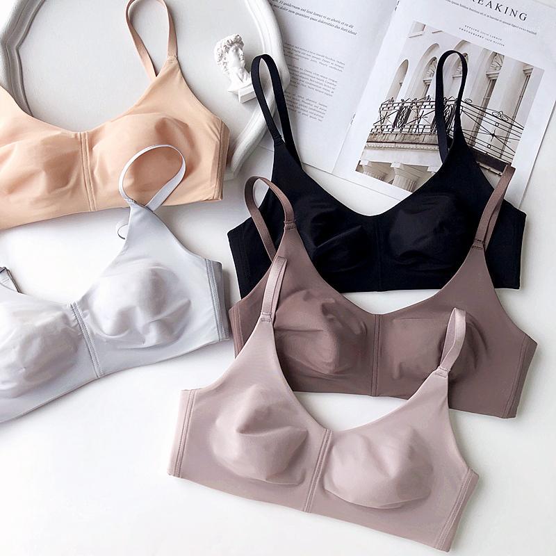 Wriufred Simple One-piece Lingerie Seamless Underwear Sexy Ultra-thin Soft cup Comfortable Brassiere Women sponge-free Bras1, As picture show
Wriufred Simple One-piece Lingerie Seamless Underwear Sexy Ultra-thin Soft cup Comfortable Brassiere Women sponge-free Bras1, As picture show