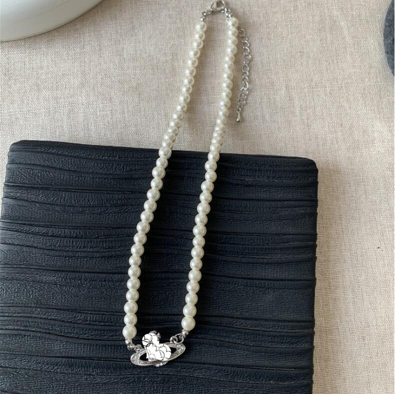 2021 French satellite pearl necklace niche design temperament net red clavicle chain hipster necklace female retro fashion free shipping
2021 French satellite pearl necklace niche design temperament net red clavicle chain hipster necklace female retro fashion free shipping