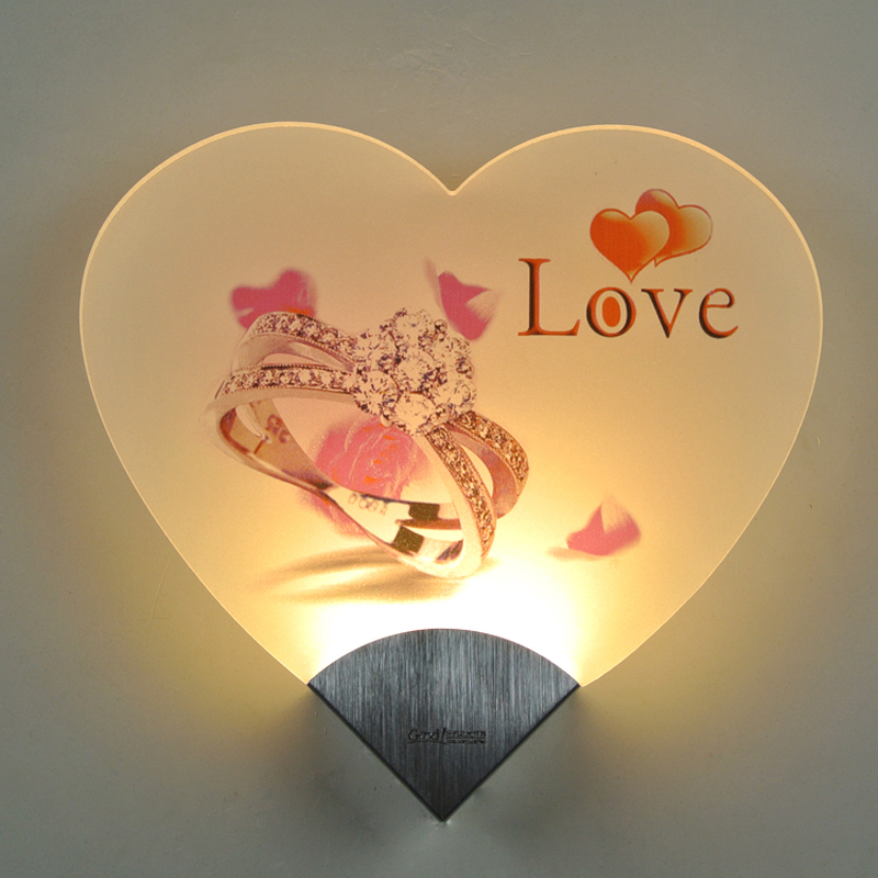 Modern Living Room Home Wall Lamps Vintage Bedside Bedroom Lamp Nordic Heart-shaped LED Wall Light Fixture Creative Aisle Hotel Study House Decor Night Lights
Modern Living Room Home Wall Lamps Vintage Bedside Bedroom Lamp Nordic Heart-shaped LED Wall Light Fixture Creative Aisle Hotel Study House Decor Night Lights