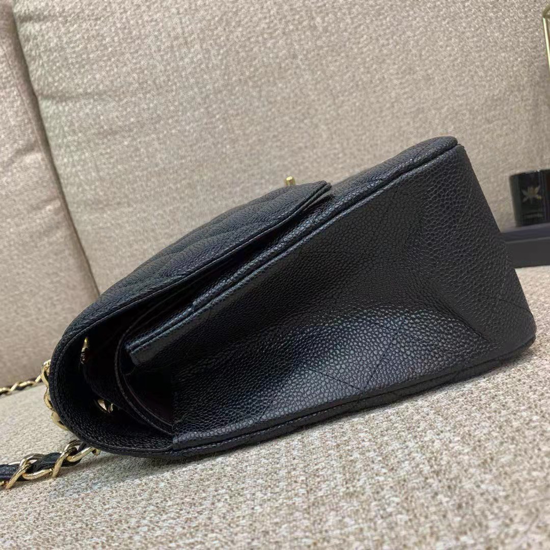 Ladies leather bag 7A high-end custom quality single shoulder across the hip casual designer 1113
Ladies leather bag 7A high-end custom quality single shoulder across the hip casual designer 1113