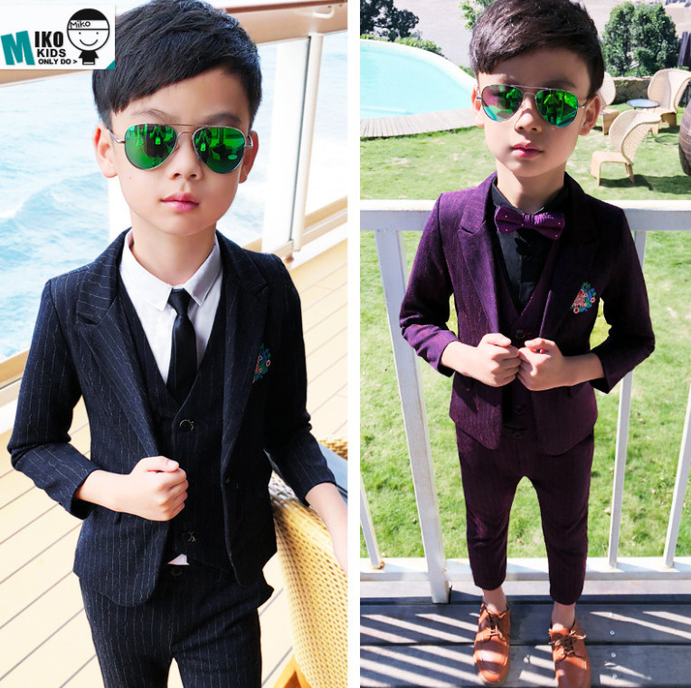 Boys Stripe sets Lapel blazers outwear white shirt single breasted waistcoat pants 4pcs Children gentleman outfits boy performance clothes A5171 
Boys Stripe sets Lapel blazers outwear white shirt single breasted waistcoat pants 4pcs Children gentleman outfits boy performance clothes A5171