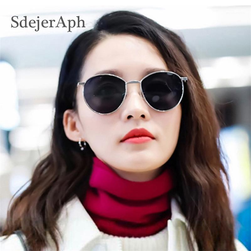 Fashion Round Sunglasses Brand Shades for Women 2020 Retro Metal Frame Color Coated Lens Eyewear Ladies Vintage Sunglasses UV4001
Fashion Round Sunglasses Brand Shades for Women 2020 Retro Metal Frame Color Coated Lens Eyewear Ladies Vintage Sunglasses UV4001