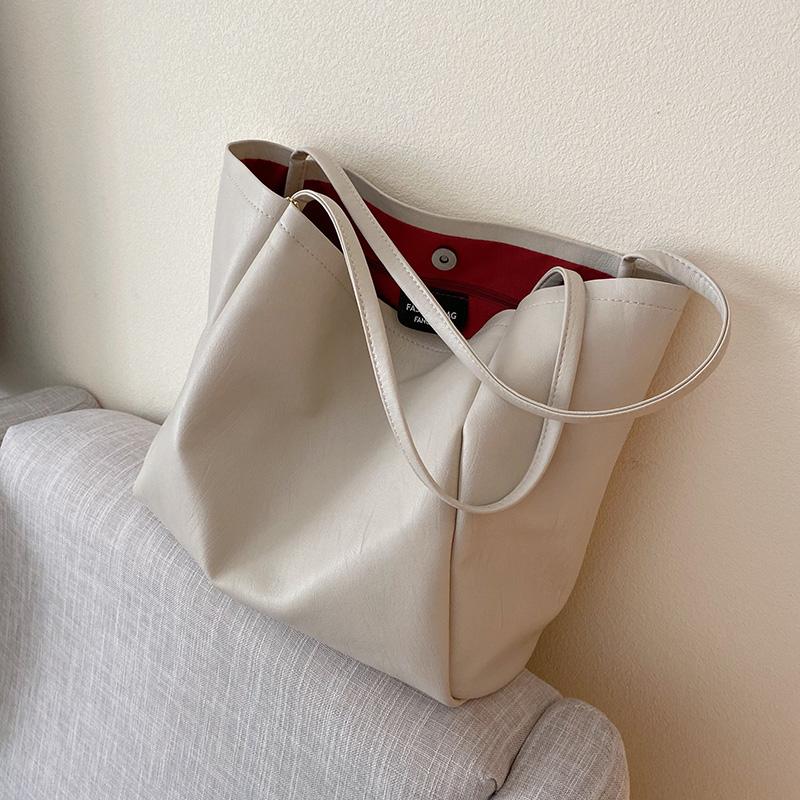 Simple Casual Tote Women Leather Handbags Brand Large Capacity Shoulder Bags White Black Designer Bucket Bag Female, Beige
Simple Casual Tote Women Leather Handbags Brand Large Capacity Shoulder Bags White Black Designer Bucket Bag Female, Beige