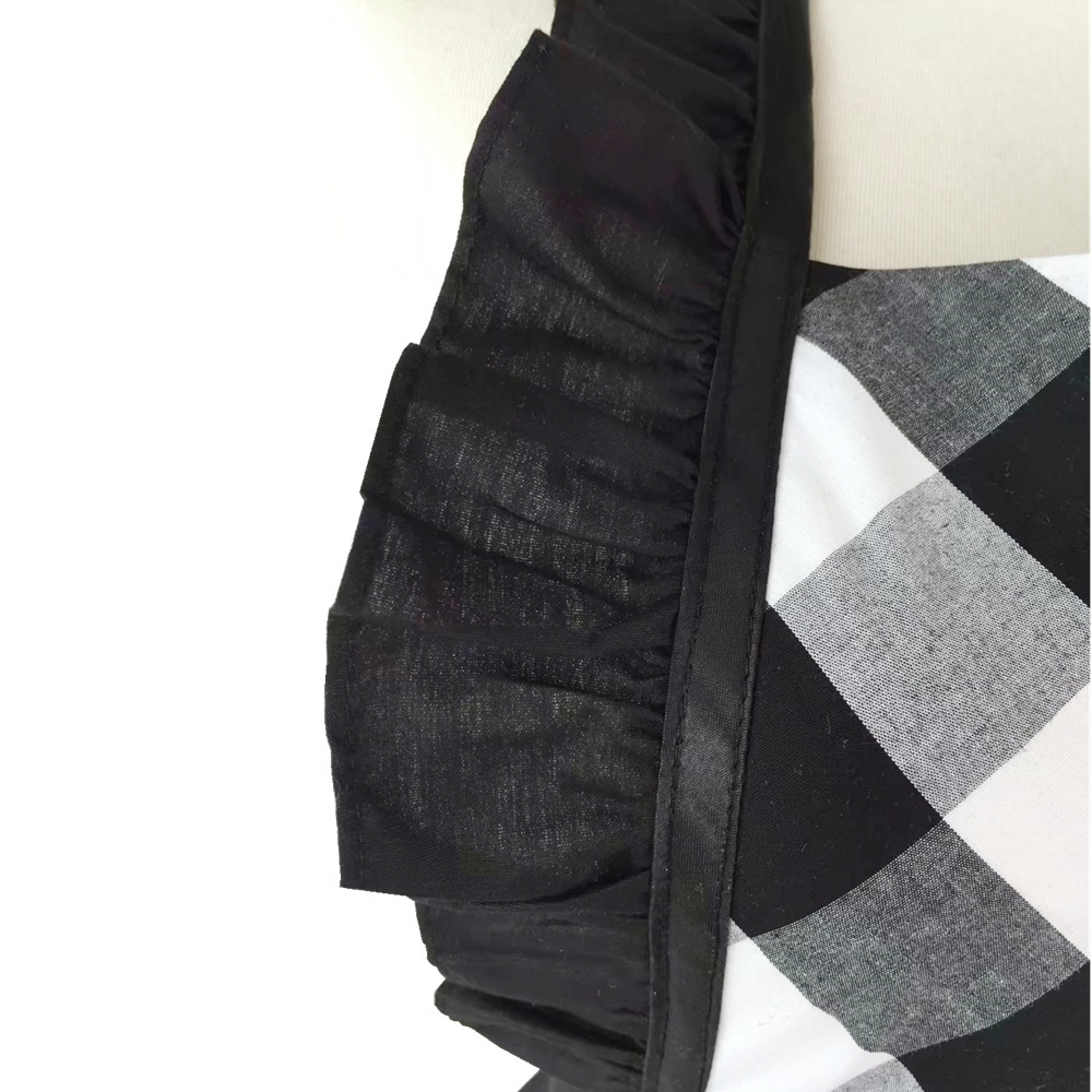 XiuMood Woman's Apron For Home Kitchen Cooking Dining Accessory Black And White Buffalo Plaid Retro Full Aprons Bib F1214